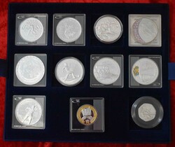 Olympische Spiele/Fußball WM: Zusammenstellung von elf Gedenkmünzen ...