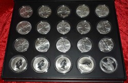 Anlagesilber: zum einen Partie von 35 Stück 'Silver Eagle' ...