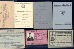 Dokumentennachlass, dabei 2 Fahrradkarten von 1947, ein Kinderausweis ...