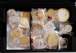 100.100: Multiple Lots - Medals