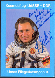 Autograph. Sigmund Jähn auf Ak. sowie auf FotoAutomatically ...