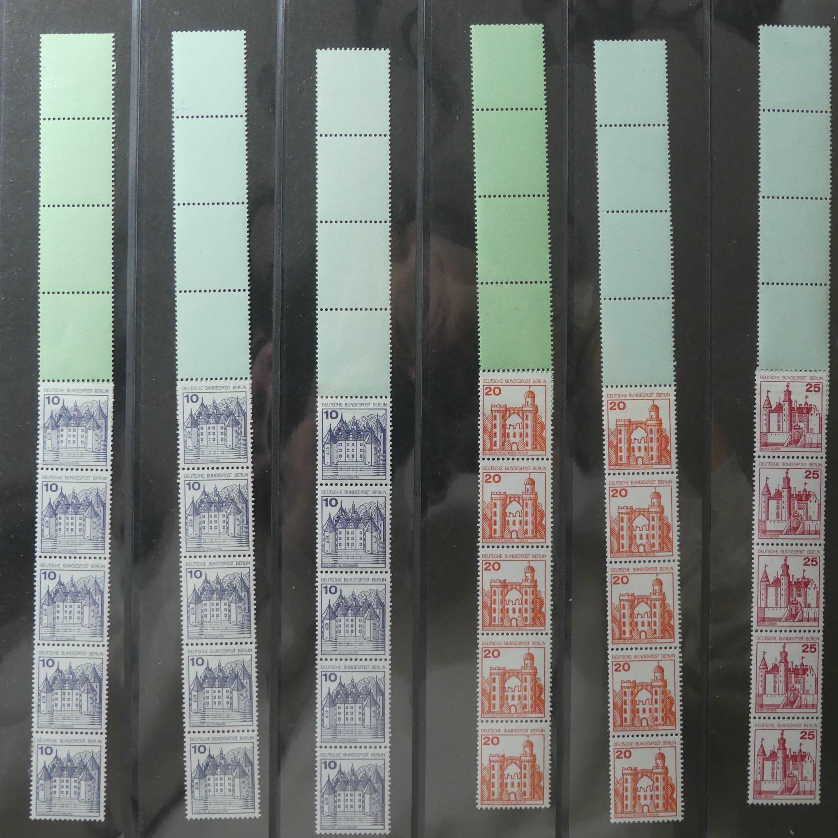 Partie von 39 rollenden Burgen und Schlössern, alte und neue ...