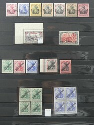 Bis auf wenige Werte kompletter Bestand auf großer Steckkarte mit ...