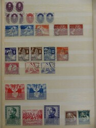 Umfangreicher sammlungsähnlicher Bestand in 5 dicken Steckbüchern  ...