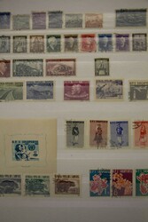 Teilsammlung alt bis modern mit Blöcken im Steckbuch  Automatically ...