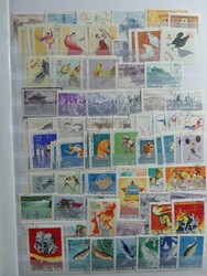 ÜBERSEE - KOREA - Zwei Steckbücher mit einer großen Markenfülle ...