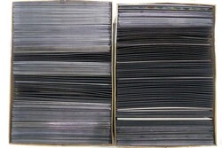 Umfangreicher Bestand von mehreren tausend Marken bis 1998 auf ...