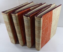 Wenig bestückte Sammlung ab Beginn in 4 alten Schaubekalben.  ...