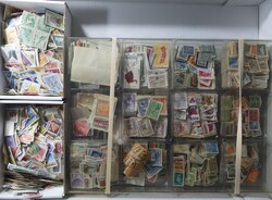 Unsortierter Posten in 2 kleinen Kisten und einer Plastikbox mit ...