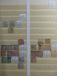 Sammlung ab Drachen im Steckbuch.Automatically generated translation ...