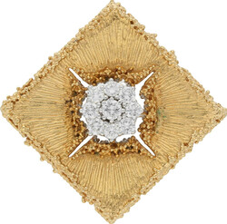550.40: Jewelry, brooches and pins