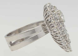 Brillant-Ring Edles Schmuckstück in Weissgold 18K (rhodiniert) an ...