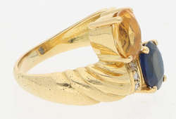 Saphir-Diamant-Ring Geschwungenes Design in Gelbgold 18K mit einem ...