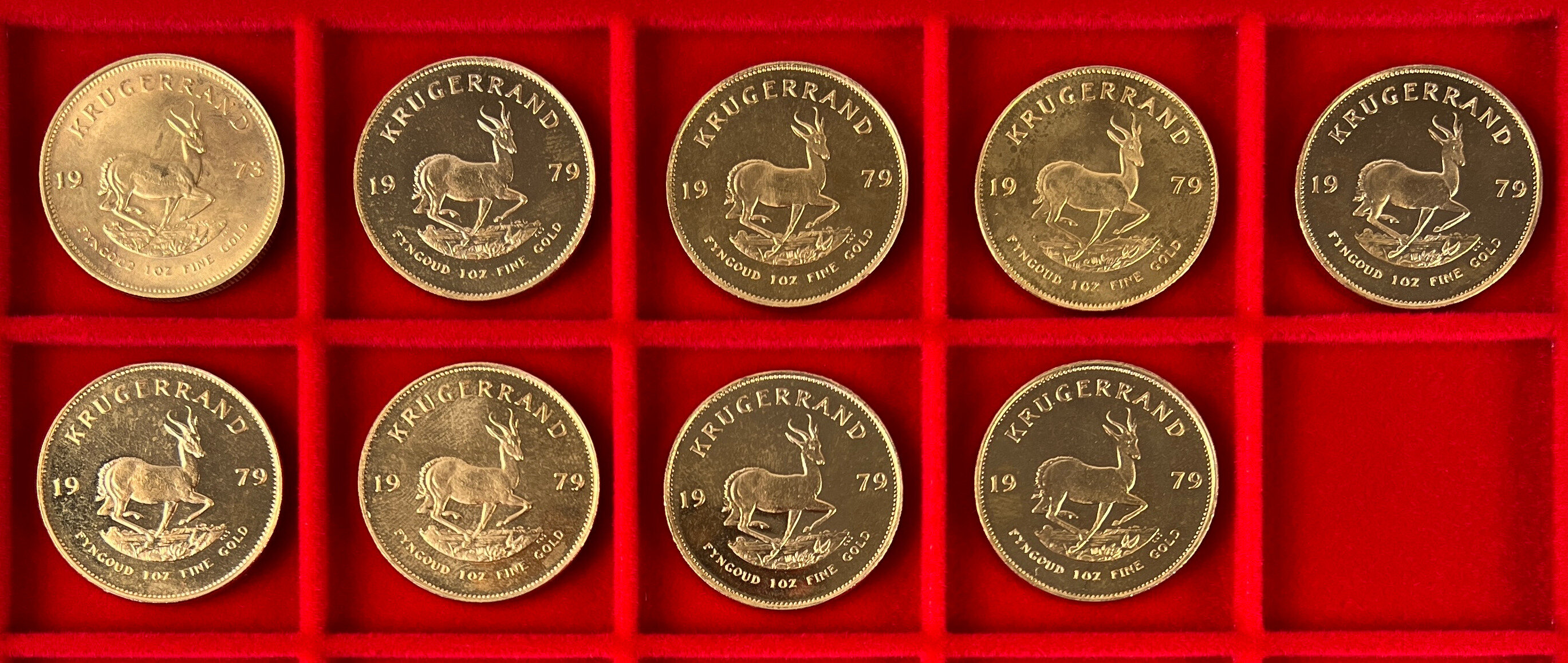 SÜDAFRIKA, Lot zu 9 x 1 oz Krügerrand der Jahre 1973 und 1979 (8x). ...