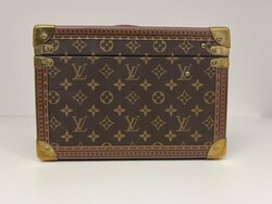 Louis Vuitton Toiletry CaseStilvolles Toiletry Case aus Monogram ...