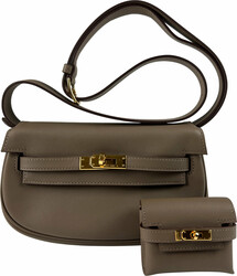 300.50: Fashion, Hand Bags