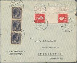 1937, Andersen 15ö. carmine, vertical tete-beche gutter pair on ...