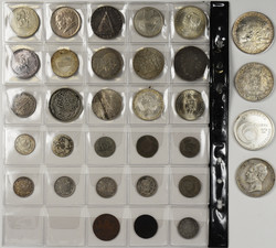 100.80.10: Pièces de machines à sous - pièces de monnaie - or de partout dans le monde