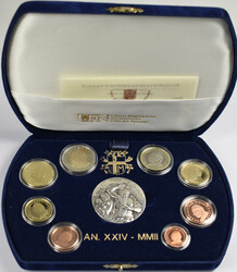 40.200.390: Europe - Italy - Euro - Coins