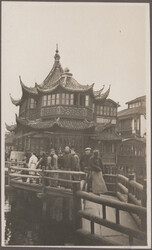 1863/1930 (approx.), 11 photographs including one albumen print ...