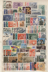 1947/2019 (ca.) apprx. 1240 all different used in large stockbook (A)