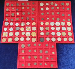 Sammlung von 120 Münzen und Medaillen aus aller Welt; 19./20. ...