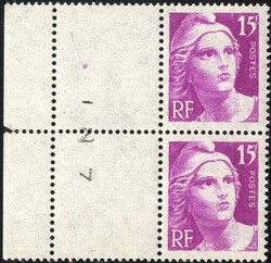 1945-47, Marianne, 15 F lila-rose, Paar vom linken Rand mit ...