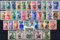 1948/52, Trachten auf gelblichem Papier, komplette postfrische ...