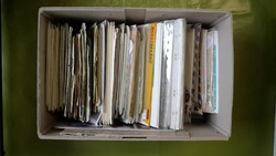 7350: 全世界 - Covers bulk lot