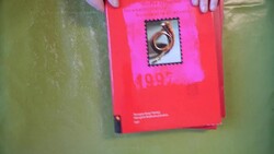 1988/1999, saubere Slg. der kpl. Jahrbücher, insges. 13 Stk