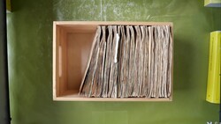 7350: 全世界 - Collections