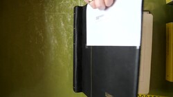 4210: Luxemburgo - Collections