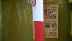 7350: 全世界 - Collections