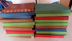 MISCELLANEA - Ventuno classificatori e innumerevoli bustine ...