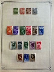 VATICANO - 1931/50 Piccola collezione montata su fogli d'album Yvert ...