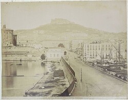Napoli Fotografia - Strada del Molo e Castel Sant'Elmo - 20 x 25,5 su ...