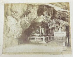 Palermo Fotografia - Interno della grotta di S. Rosalia - Incorpora - ...