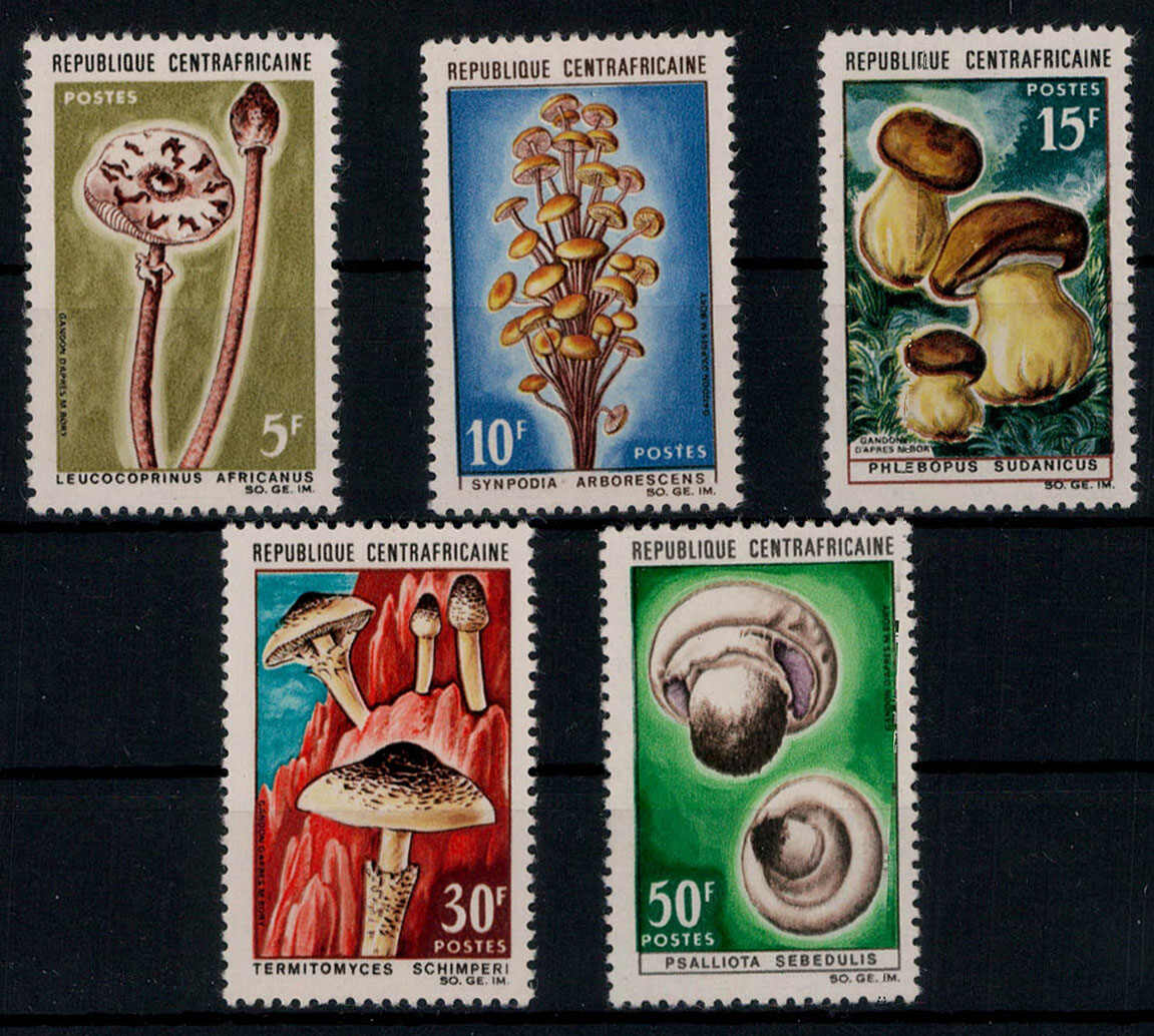 Einheimische Pilze 1967 kpl. **  (170,-)