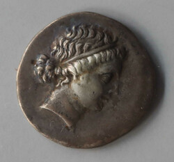 ANTIKE GRIECHEN UND BYZANZ, gute Partie mit 12 unverkauften ...