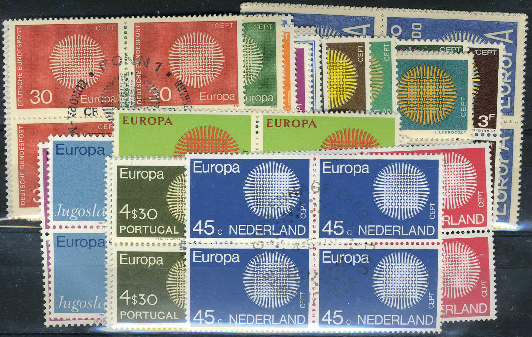 1970, Année complète 41 val. en blocs de 4 avec oblitération ...