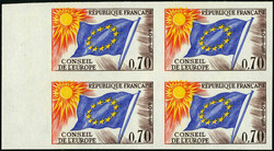 N° 27/35, La série Drapeaux non-dentelée en blocs de 4, TB 10% ...