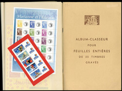 Très jolie collection assez complète de 73 feuillets personnalisés ...