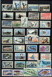 collection complète Poste + PA du début à 1992, dans 1 classeur, ...