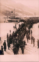 Thema Militär: "Ankunft deutscher Kriegsgefangenen aus Lyon in ...