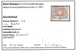 Schmal- bis breitrandig, farbfrisch, zentrische leichte Rosette, ...