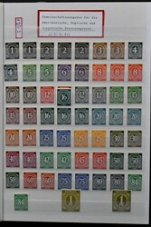1300: 海外共同切手 - Collections
