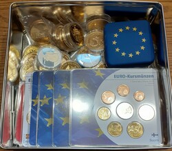 8360: Lots and Collections Coins - World wide