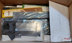 Hawid: Karton mit neuen und gebrauchten Streifen, ...