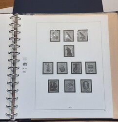 Safe: dunkelblauer Ringbinder mit Kassette, Falz Vordruck "Berlin", ...