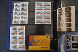 Bund, 1999/2020, Sammlung meist selbstklebener MH/Folienblätter mit ...